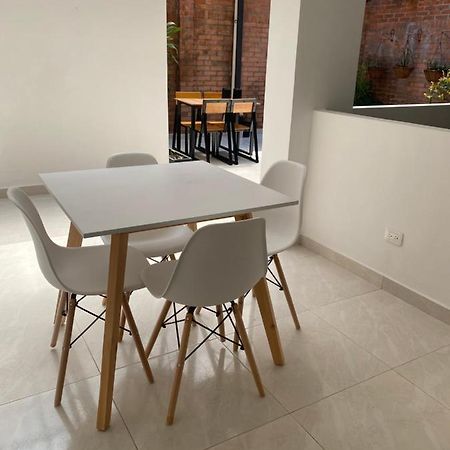 Alma Rh Villa Кали Екстериор снимка